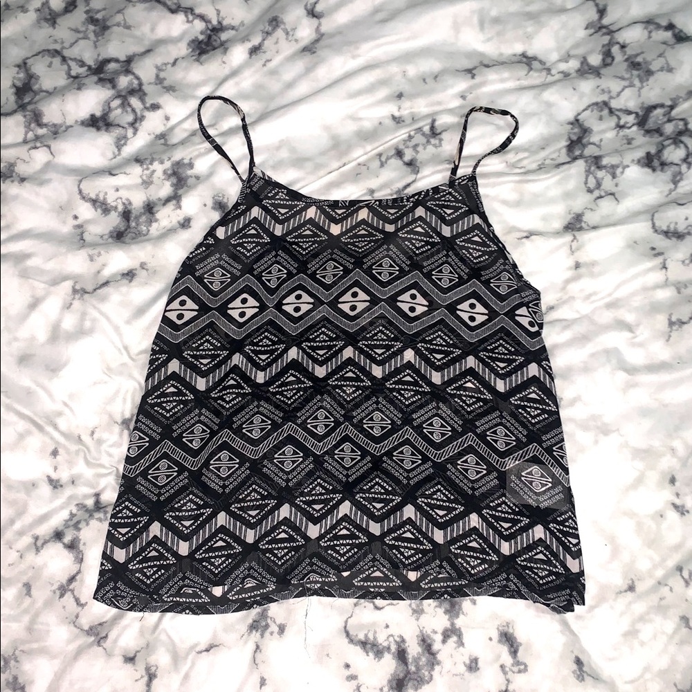 Tank top black and white